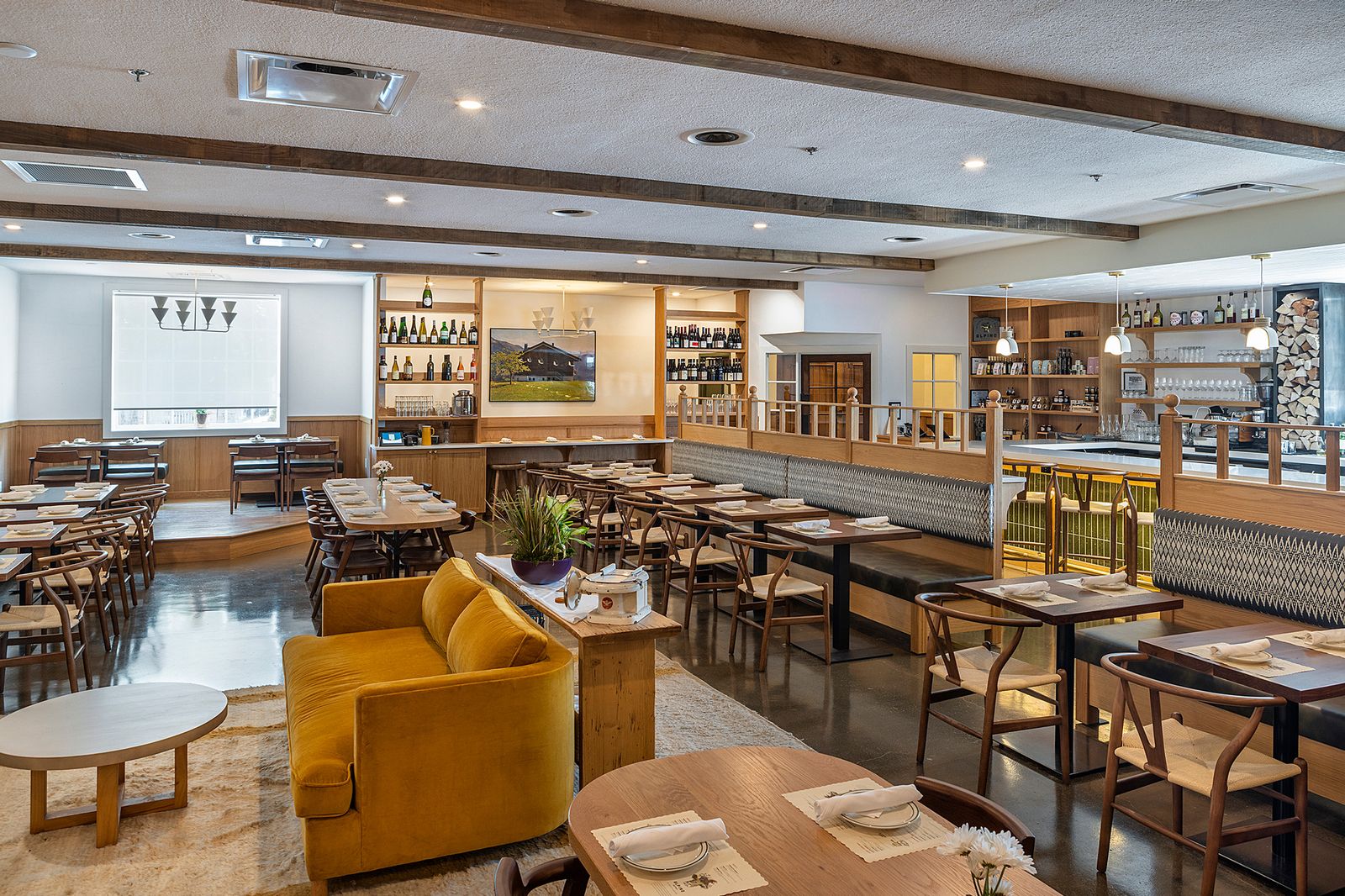 Alpino dining room