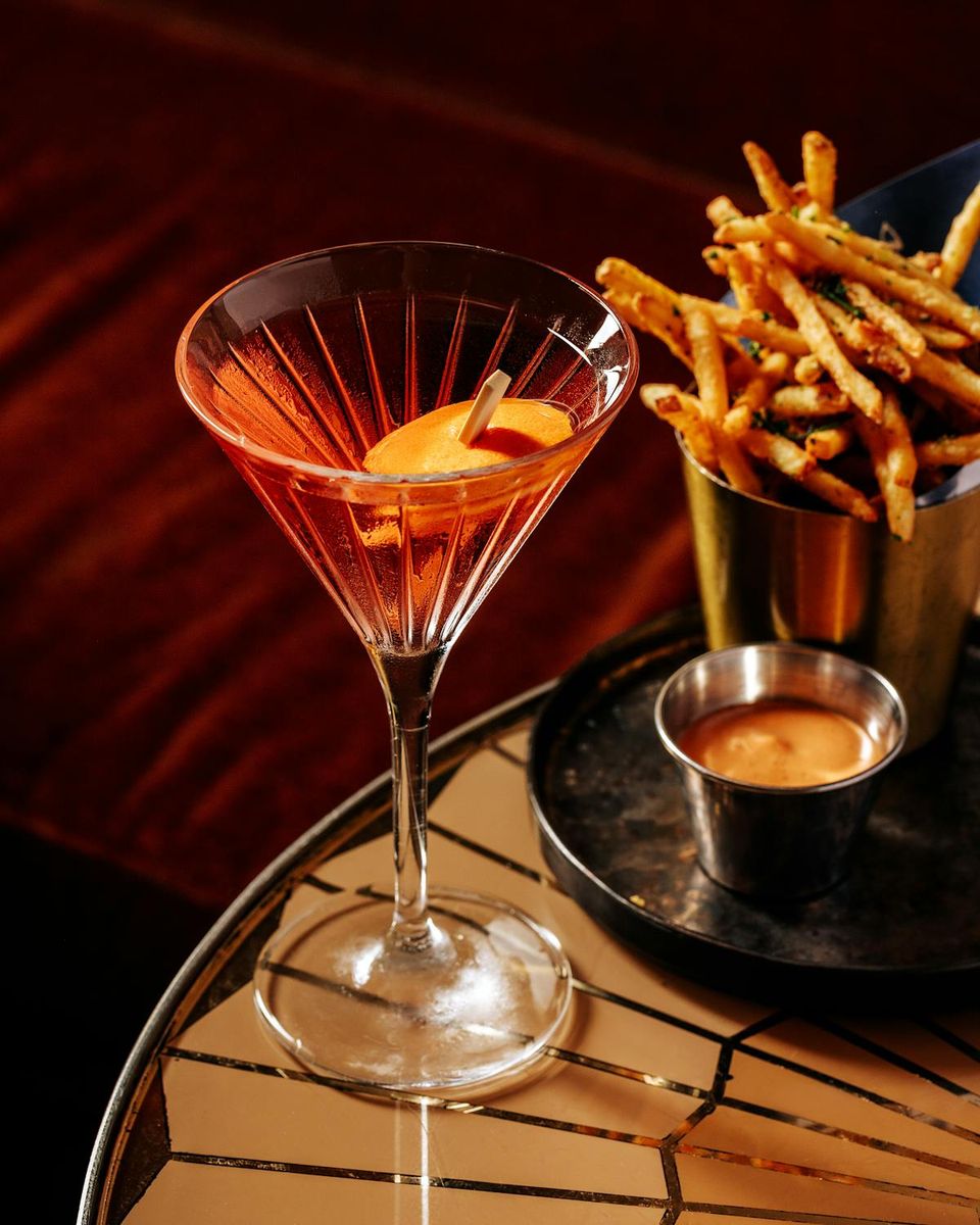 Cocktail and snack at Evening Bar