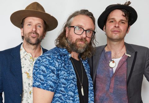 The Trews akusztikus trió — Szervezői kép
