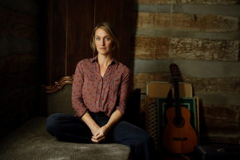 Joan Shelley koncert az Ann Arbor-i The Arkban — Szervezői kép