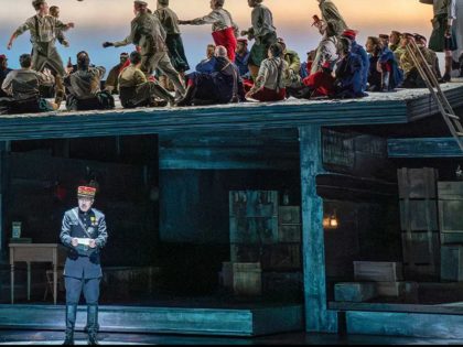 MET Opera: Silent Night (Puts) — Szervezői kép