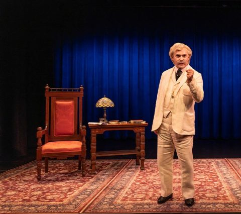Richard Thomas in Mark Twain Tonight!: Richard Thomas főszerepben East Lansingben — Szervezői kép
