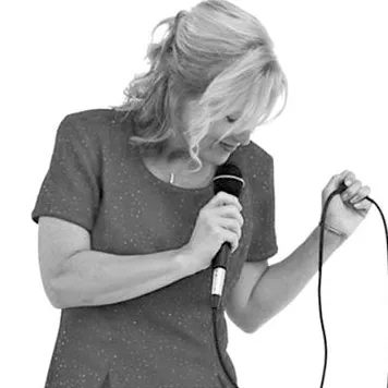 Marlena Studer jazz együttesével a Blue LLama Jazz Clubban — Szervezői kép