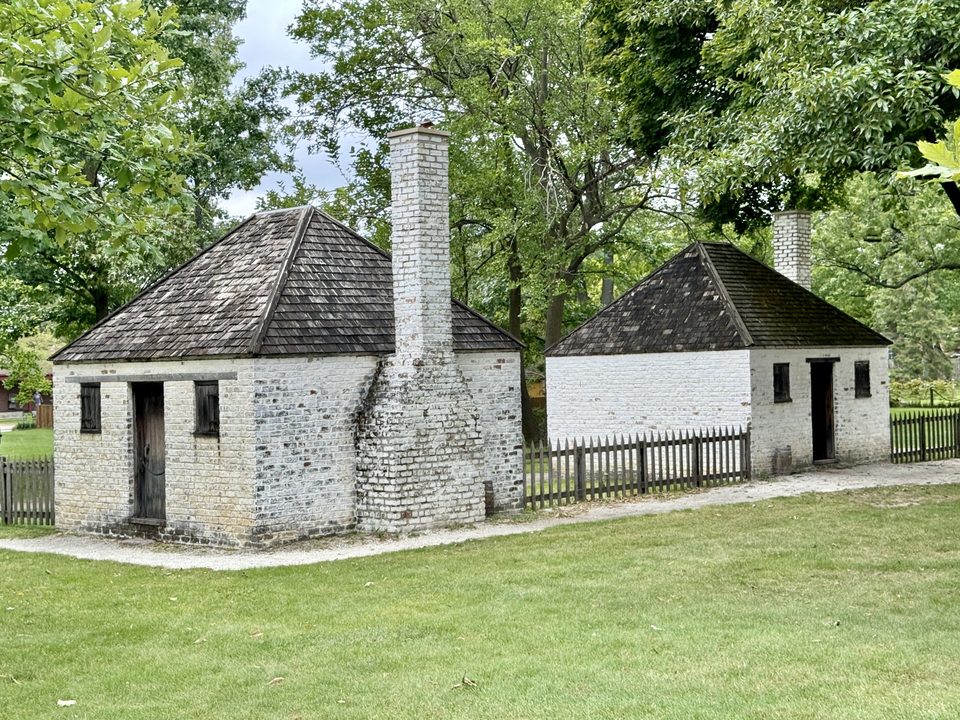 Two cottages built around 1820 by enslaved workers at the Hermitage rice plantation near Savannah, Georgia (photo: 2024)