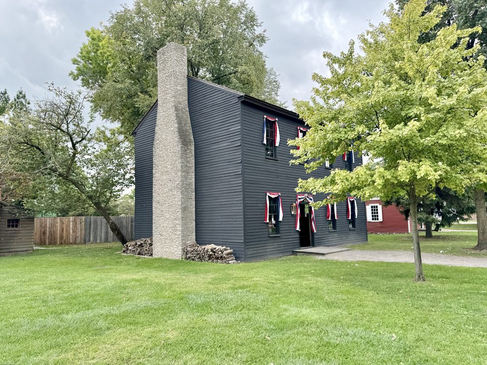 The Logan County Courthouse, where Abraham Lincoln argued cases as a traveling lawyer between 1840 and 1847 (photo: 2024)