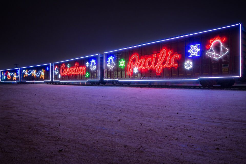 “Canadian Pacific” in lights along the cars, Minneapolis