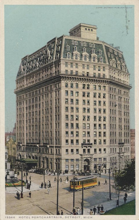Postcard of the tall Hotel Pontchartrain building on Campus Martius