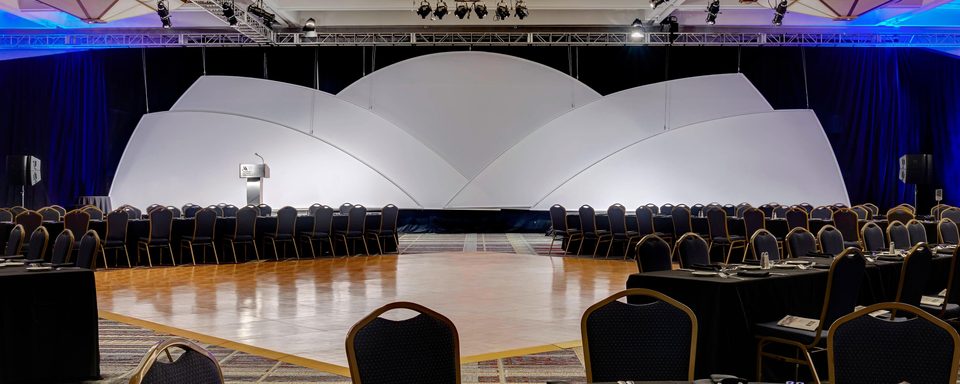 Detroit Marriott at the Renaissance Center — Ballroom set for a conference