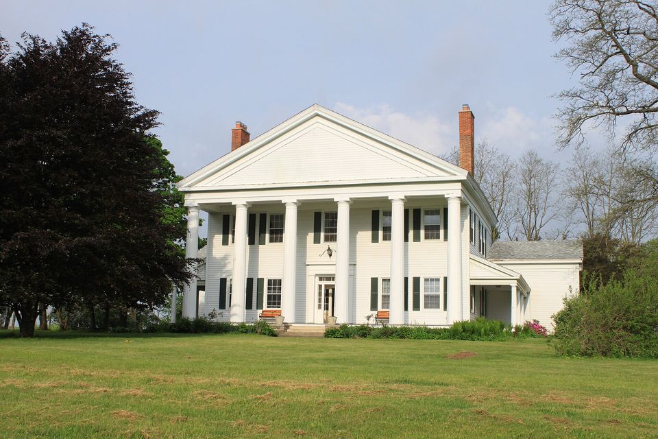 Gordon Hall, Samuel W. Dexter's columned mansion