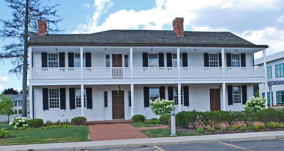 A Botsford Inn a Grand River Avenue-n