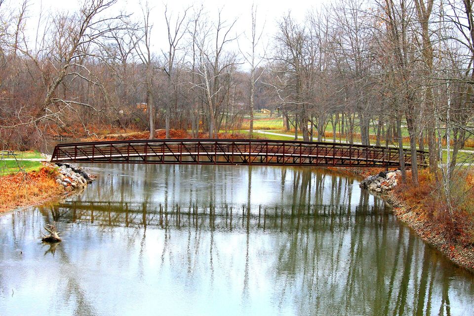 Footbridge over the Huron River in Lower Huron Metropark