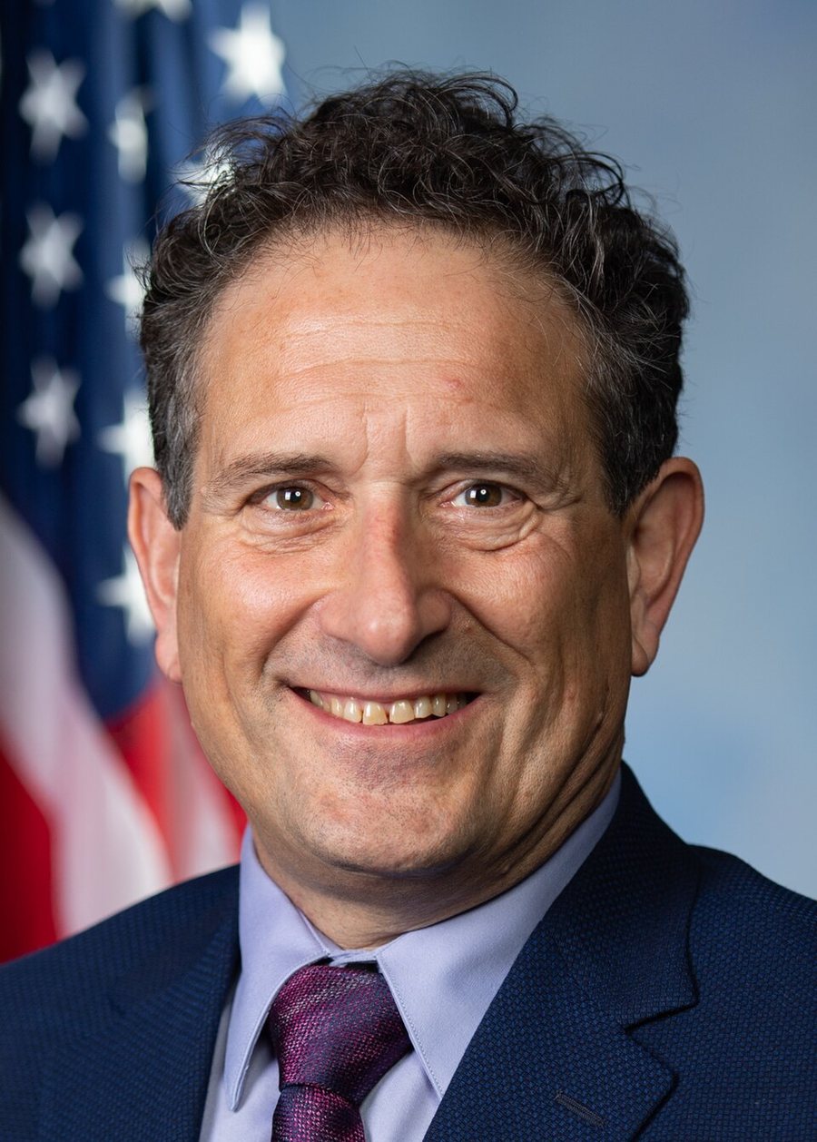 Andy Levin portréja