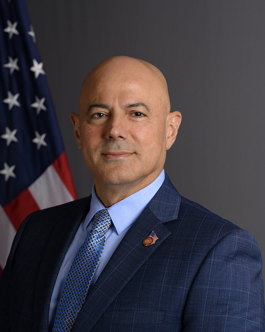 Bill Bazzi portréja