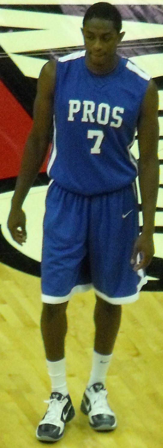 Brandon Knight portréja
