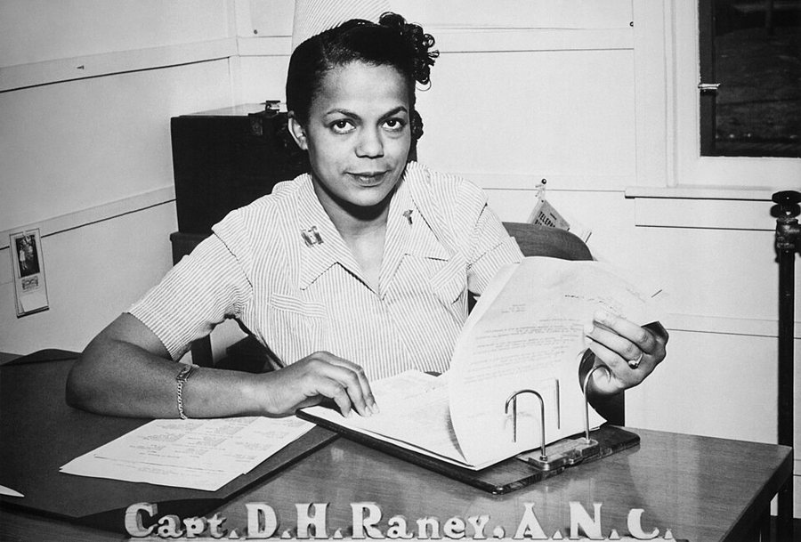 Della H. Raney portréja