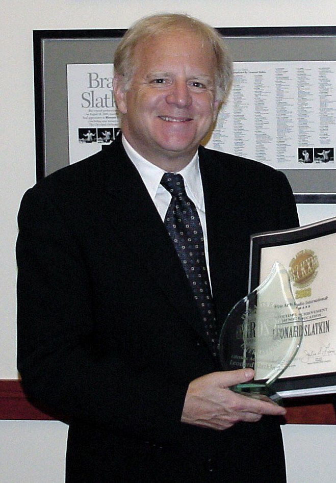 Portrait of Leonard Slatkin