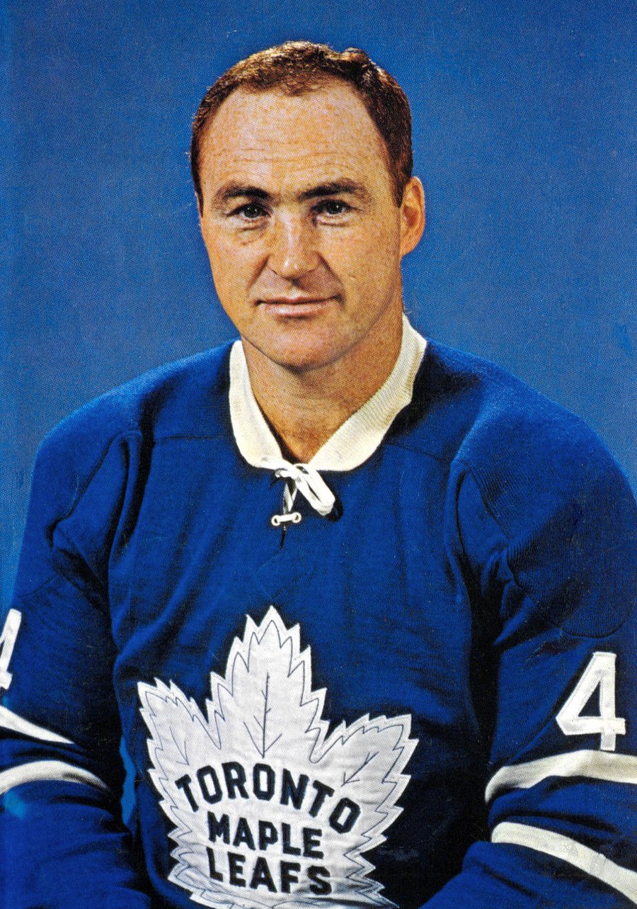 Red Kelly portréja