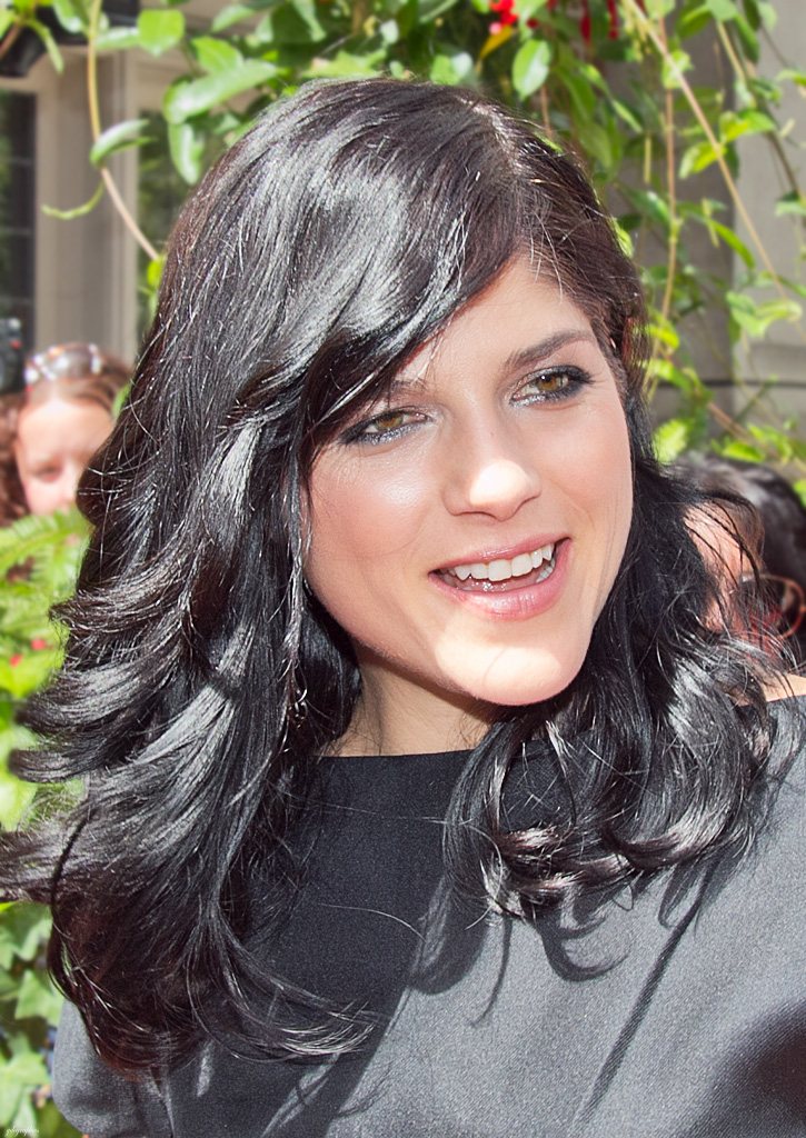 Portrait of Selma Blair