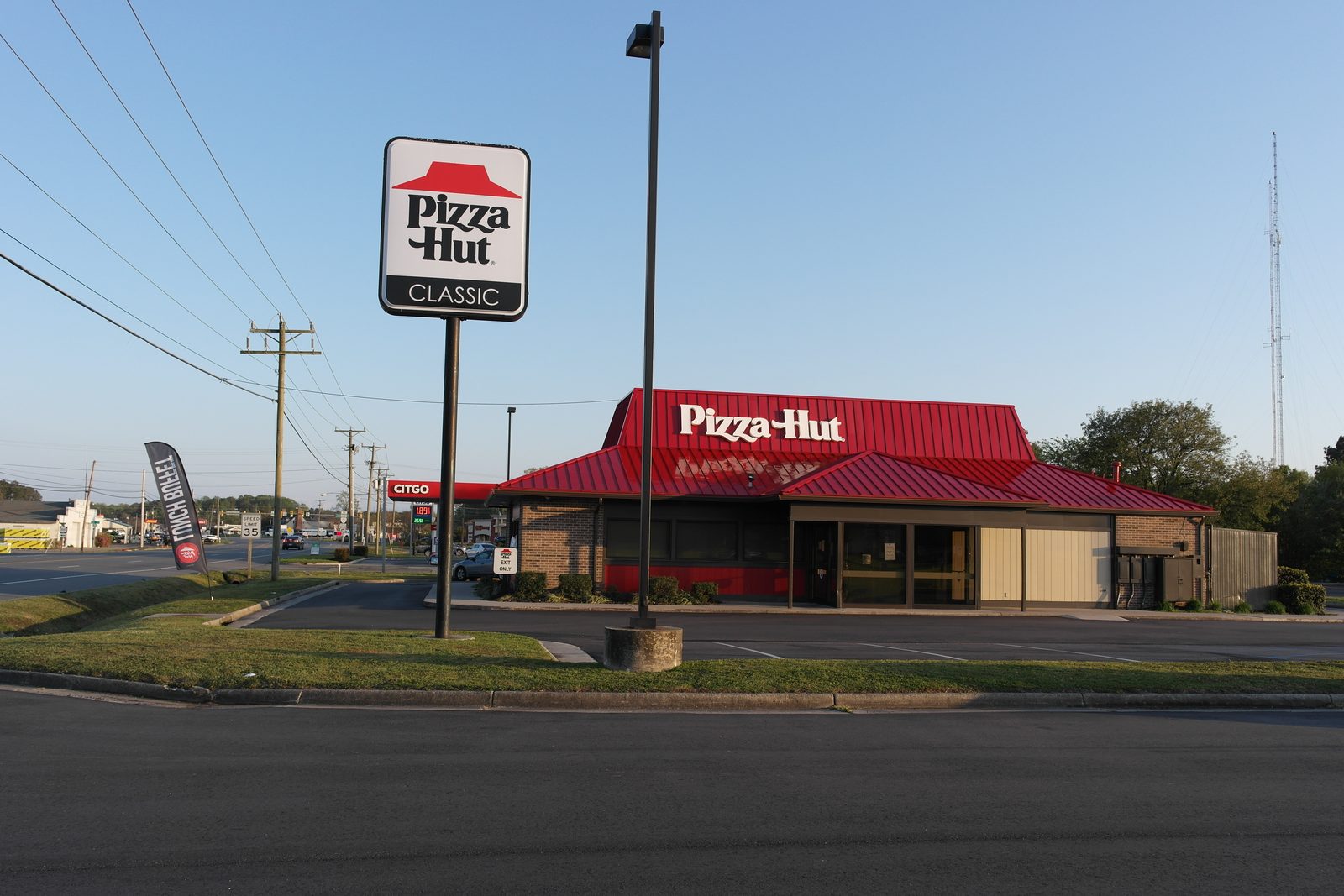 Illusztráció: felújított Pizza Hut Classic (Kilmarnock, Virginia), nem ez az étterem