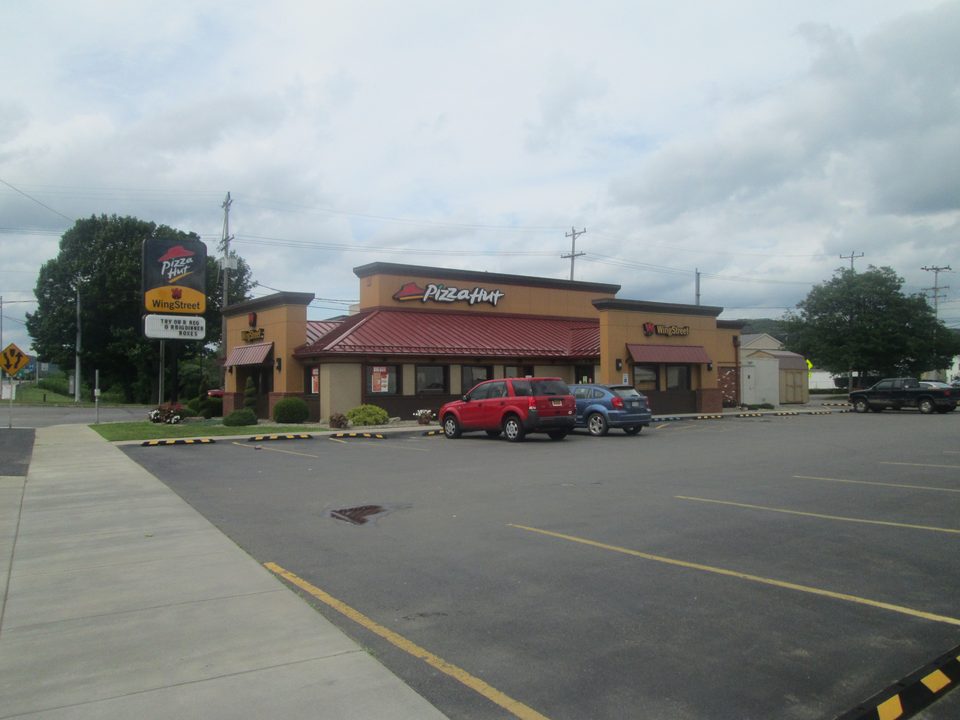 Átépített Pizza Hut Oleanban, New York államban