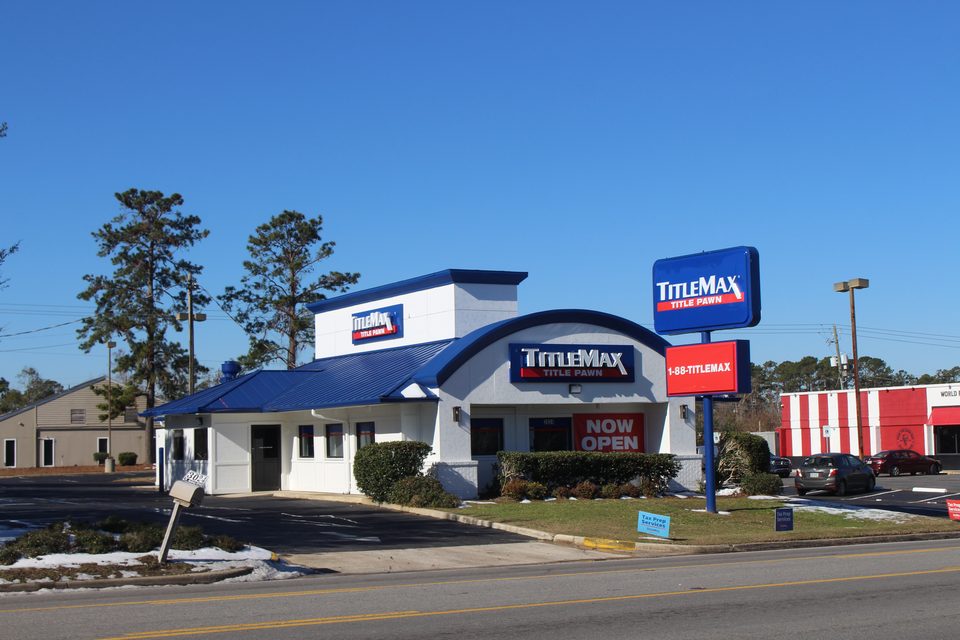 Egykori Pizza Hut, ma kék-fehér zálogfiók, Valdosta, Georgia