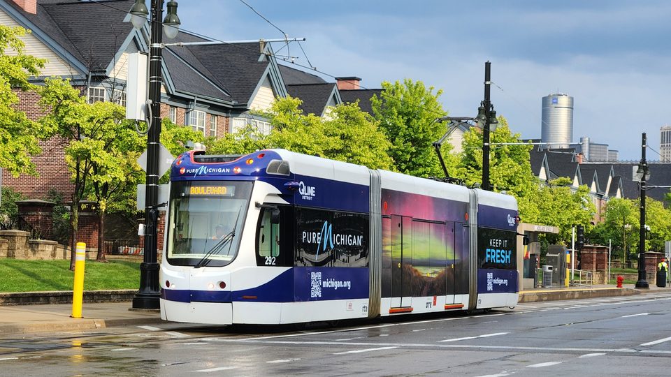 Car 292 at the Adelaide Street stop (2025)
